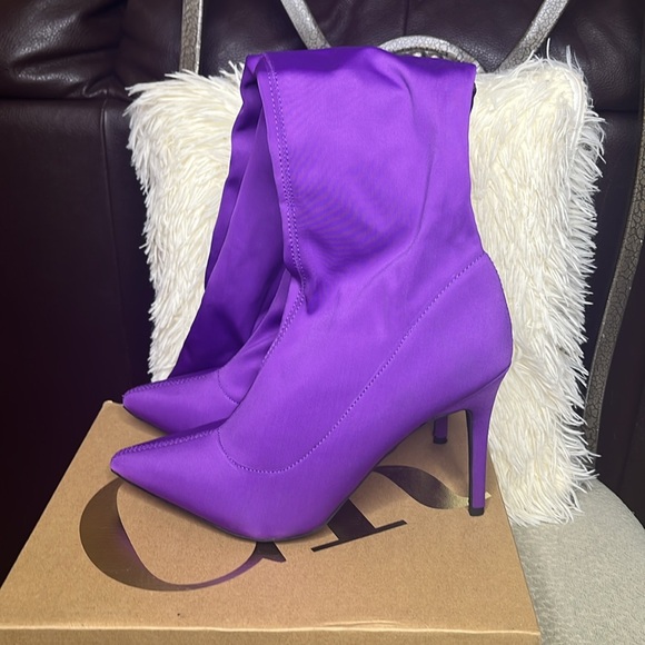 Purple boots - Picture 4 of 4